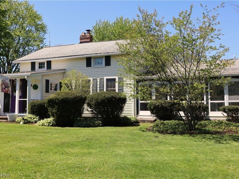 10286 Wilson Mills Road, Chardon, OH 44024 Photo 2