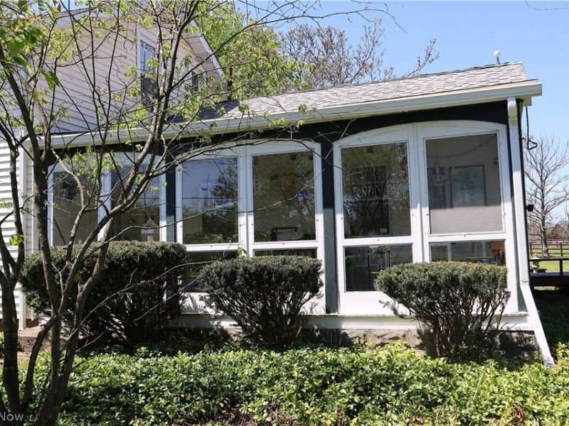 10286 Wilson Mills Road, Chardon, OH 44024 Photo 3