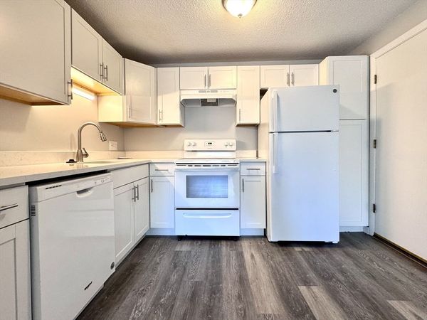 128 North St, Unit 10, Newton, MA 02460
