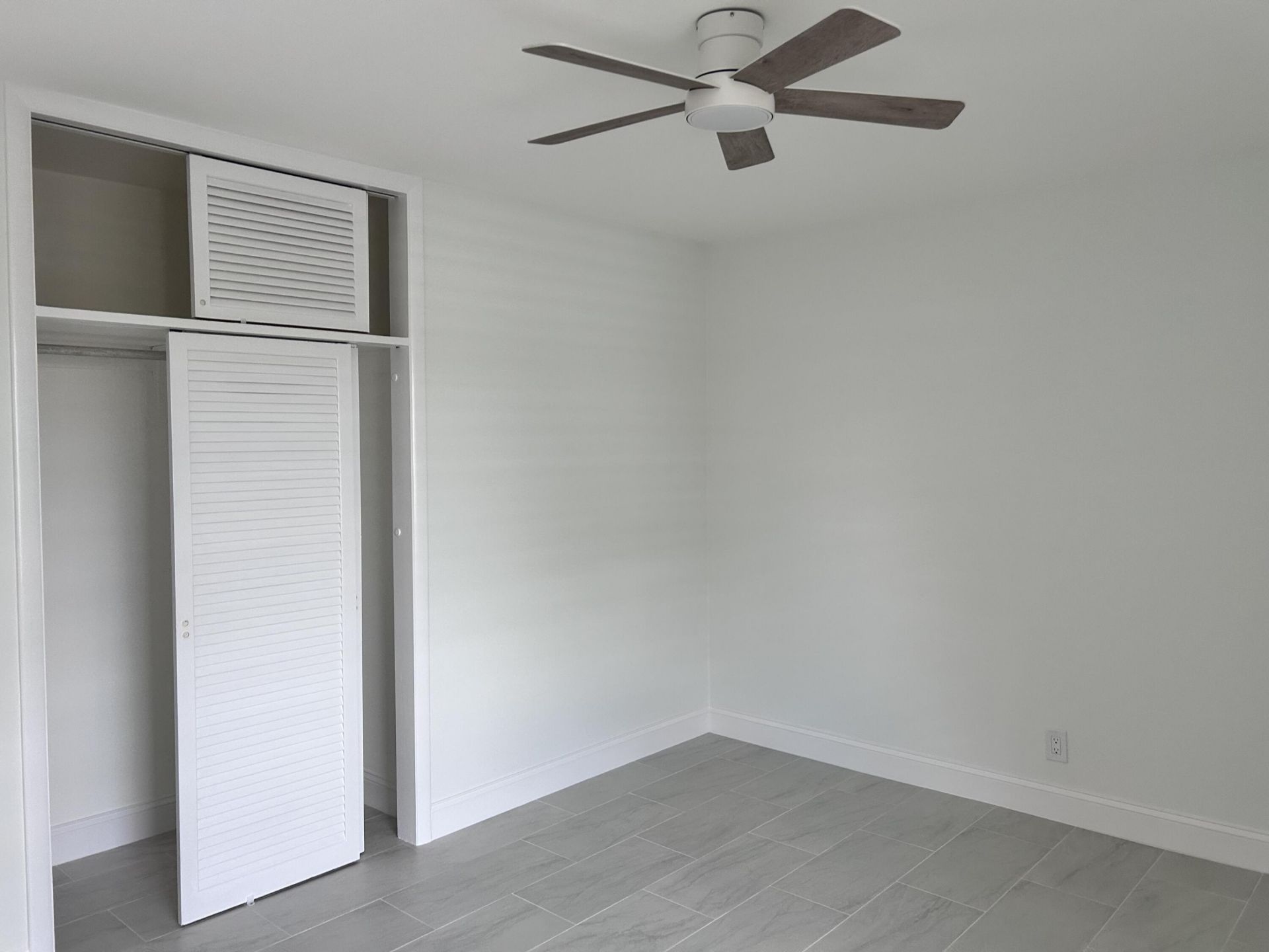 630 Prosperity Farms Road, Unit 2, North Palm Beach, FL 33408 Photo