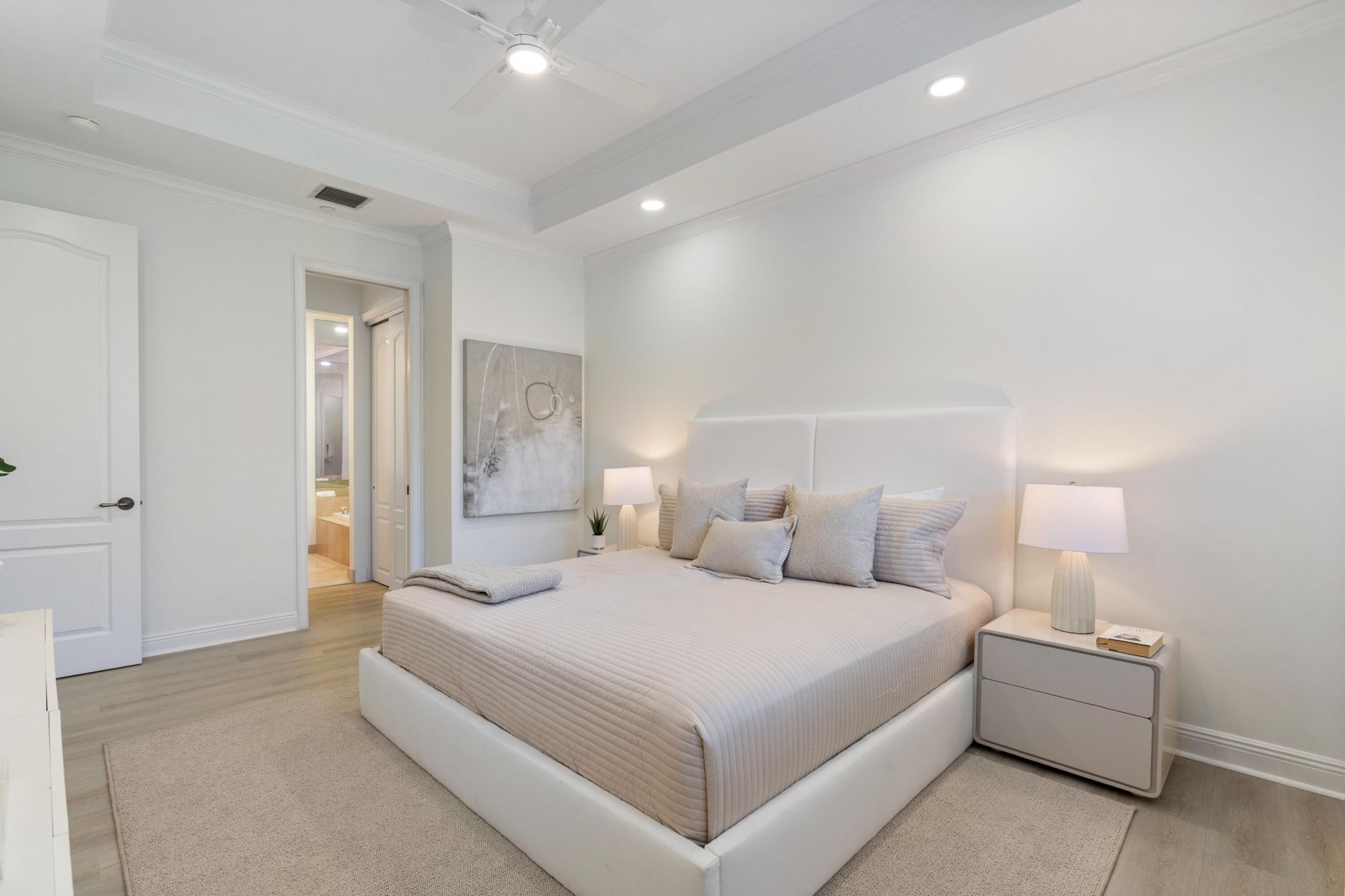 504 SE 7th Street, Unit 202, Fort Lauderdale, FL 33301 Photo