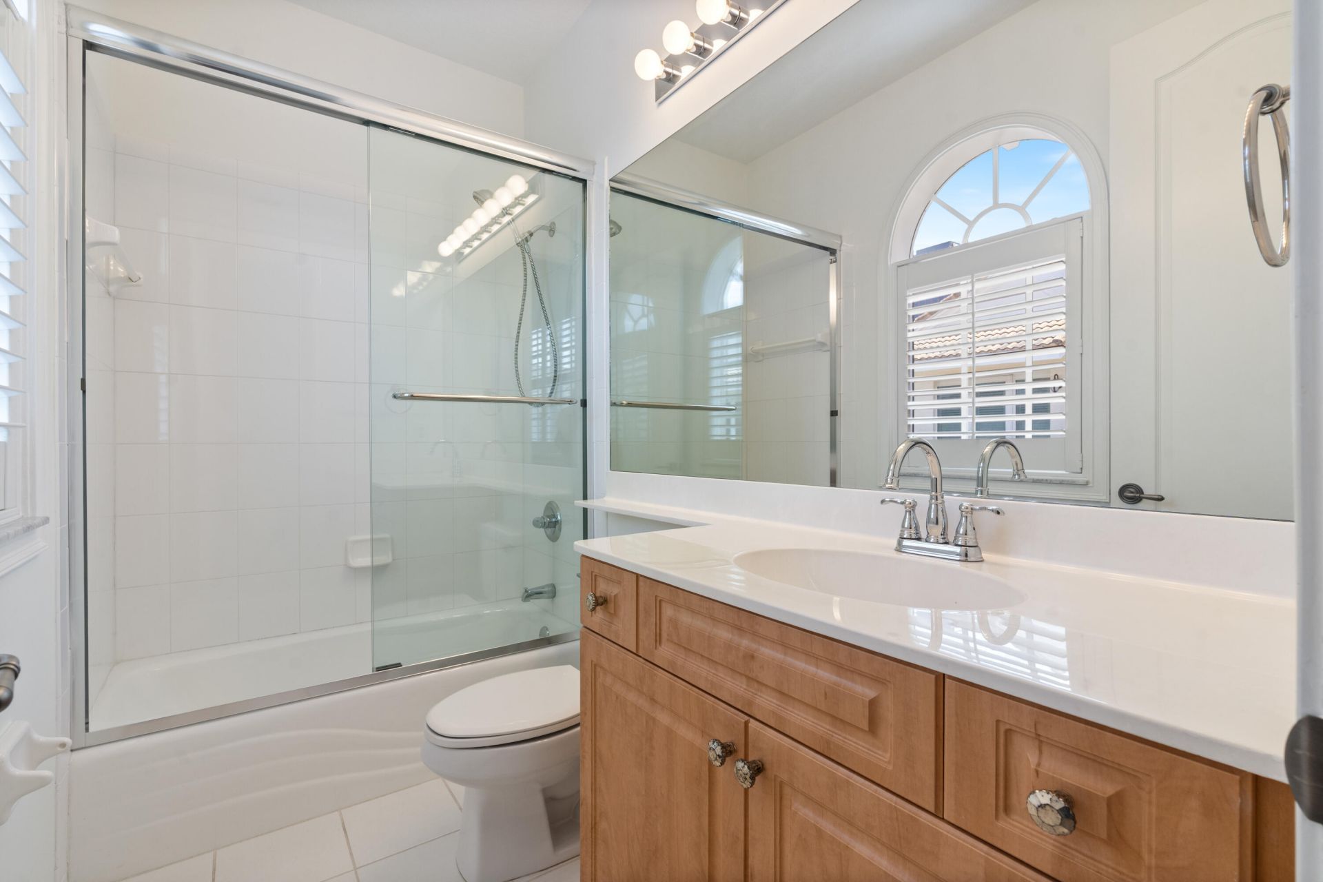 504 SE 7th Street, Unit 202, Fort Lauderdale, FL 33301 Photo