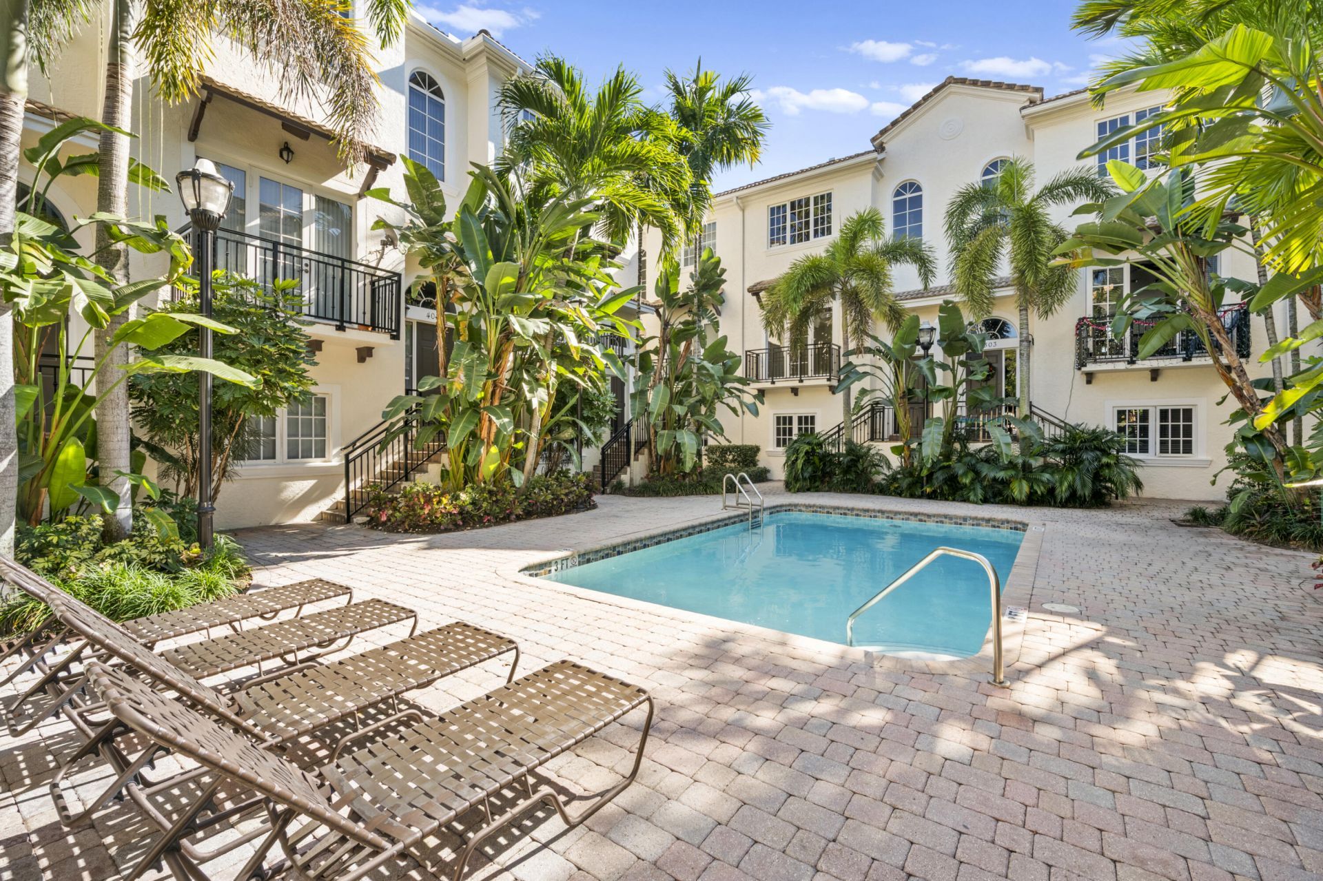 504 SE 7th Street, Unit 202, Fort Lauderdale, FL 33301 Photo