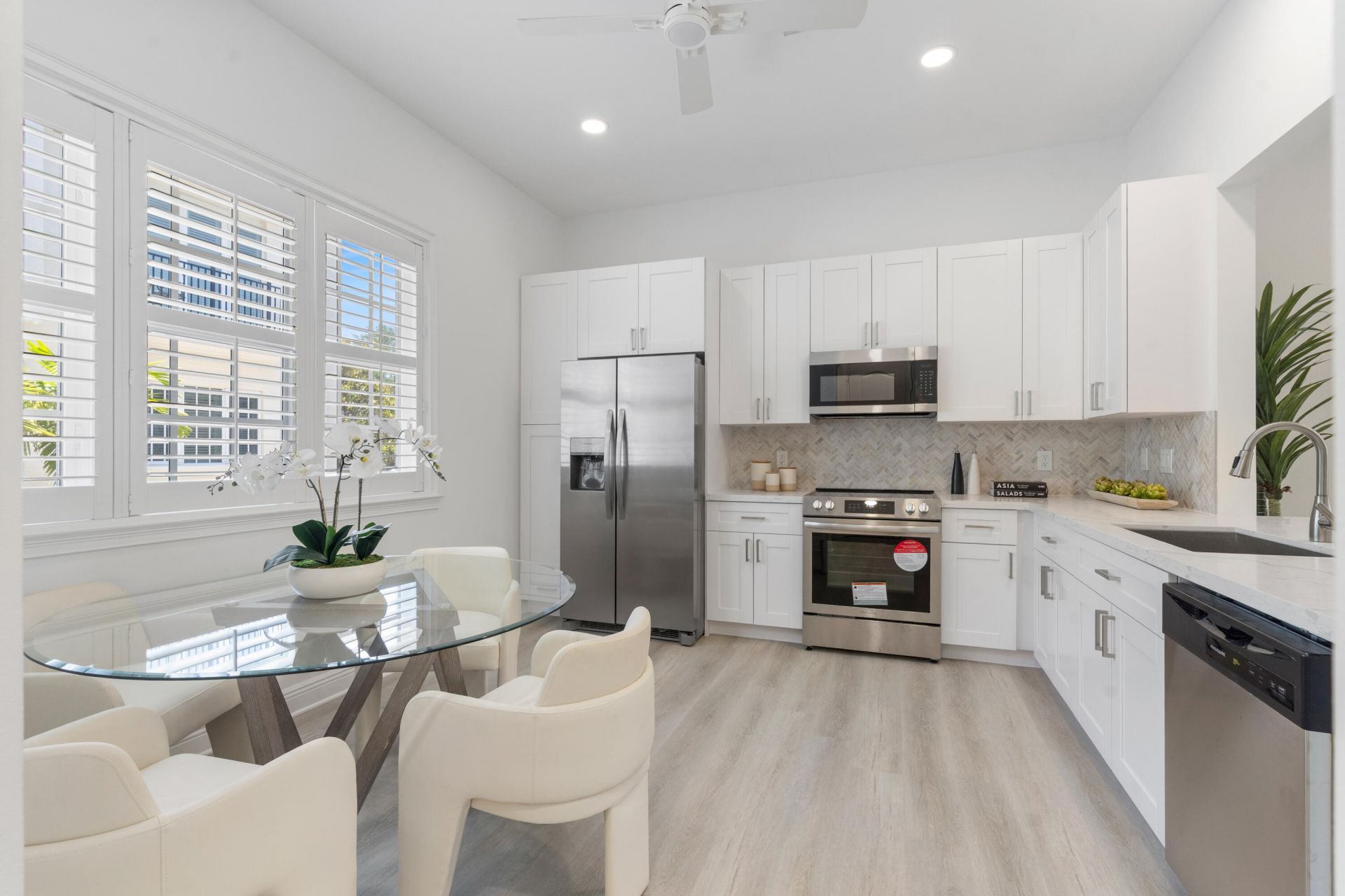 504 SE 7th Street, Unit 202, Fort Lauderdale, FL 33301 Photo