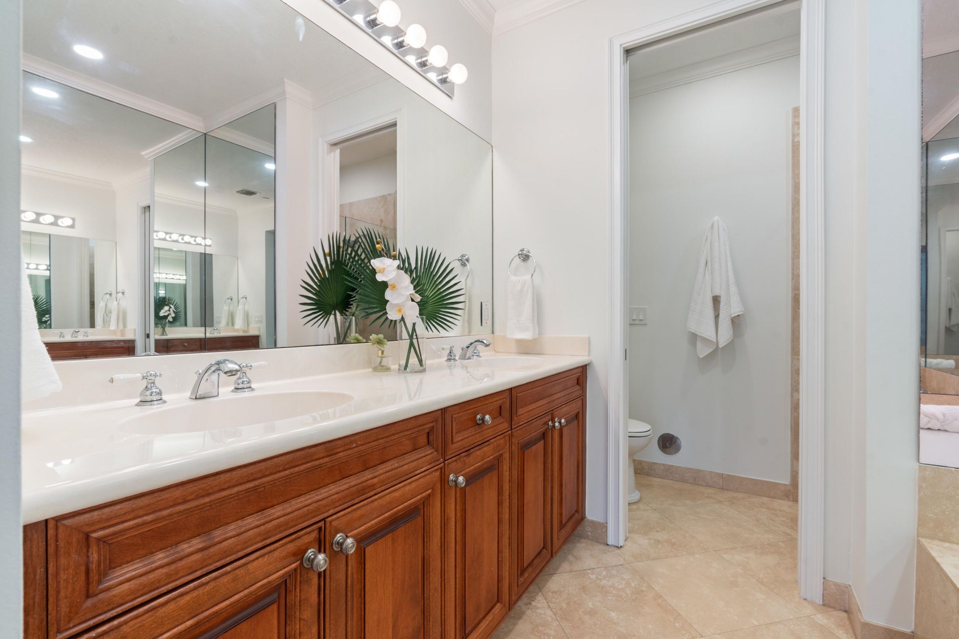 504 SE 7th Street, Unit 202, Fort Lauderdale, FL 33301 Photo