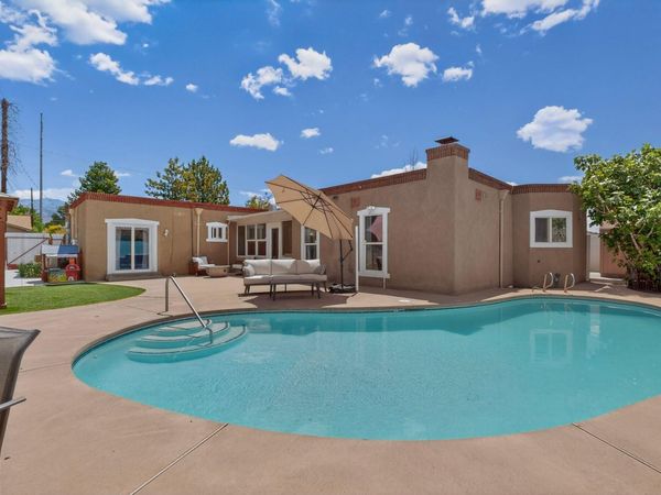 8213 Harwood Avenue NE, Albuquerque, NM 87110