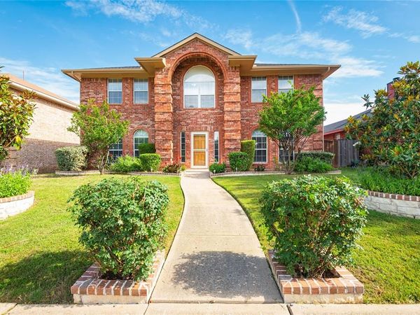 2305 Buckeye Drive, Mesquite, TX 75181