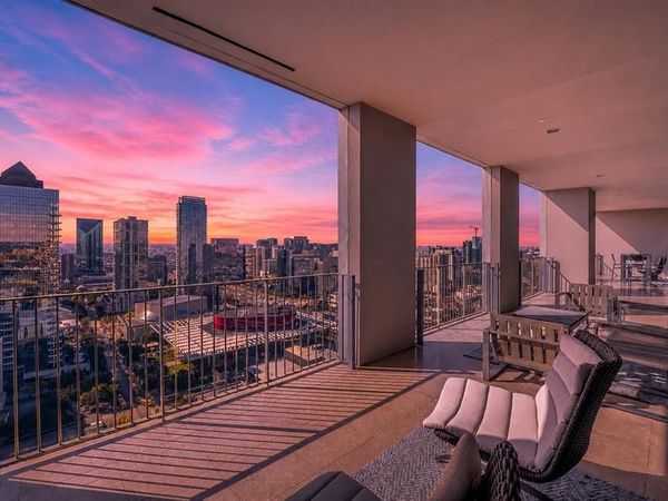 1717 Arts Plaza, Unit 2303, Dallas, TX 75201