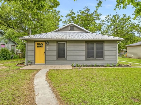 975 N Neblett Street , Stephenville, TX 76401