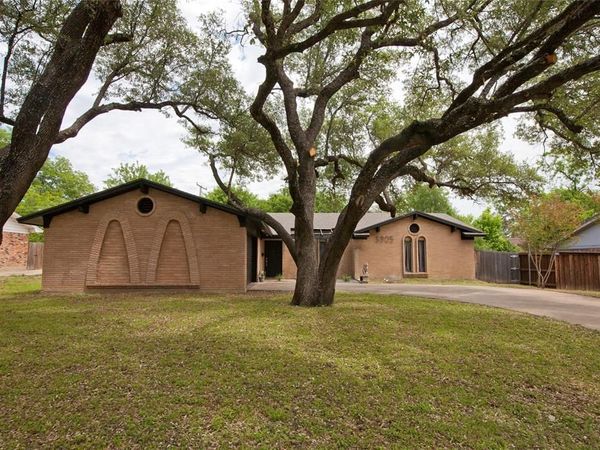 3905 Sundown Drive, Benbrook, TX 76116