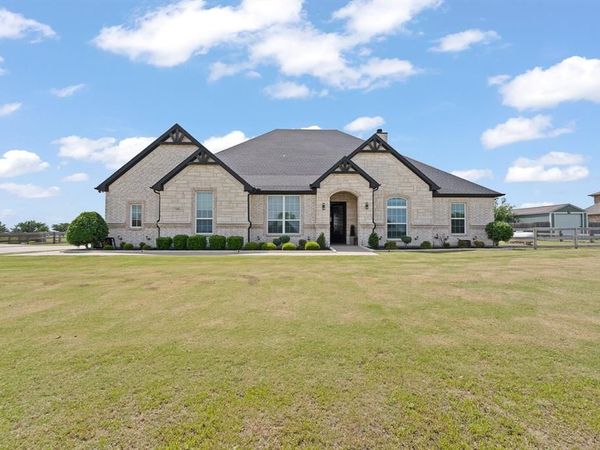 7681 County Road 1009, Godley, TX 76044