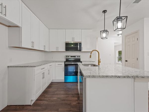 2002 Shawnee Street , Denton, TX 76209