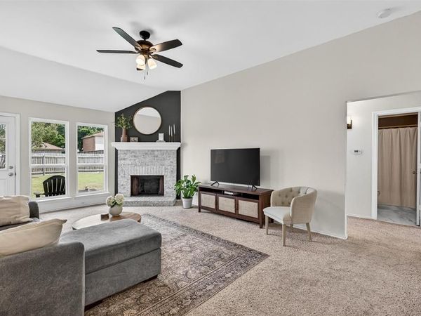 1111 Old Knoll Drive, Wylie, TX 75098