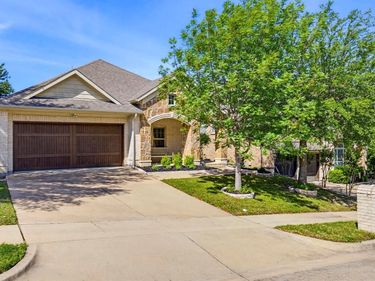 7332 Brightwater Road, Fort Worth, TX 76132