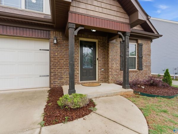 309 Acorn Grove Lane SW, Huntsville, AL 35824