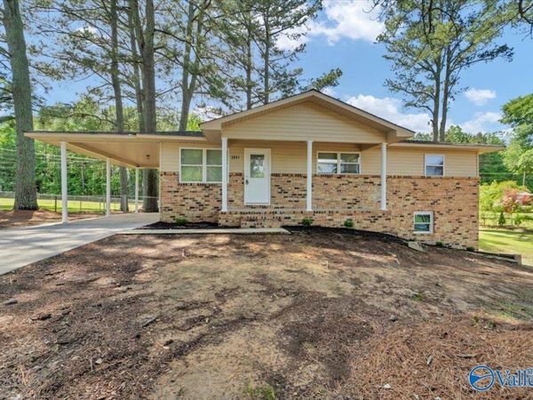 2041 Dialsdale Dr SW, Cullman, AL 35055