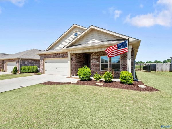 14549 London Lane, Athens, AL 35613