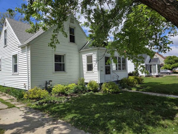2113 S Hackley Street, Muncie, IN 47302