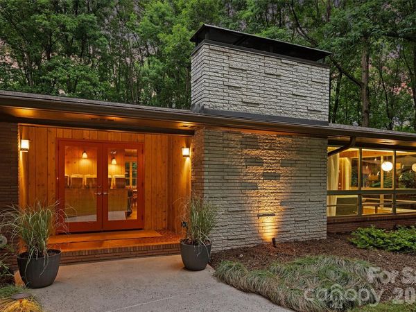 1916 Fair Forest Drive, Matthews, NC 28105
