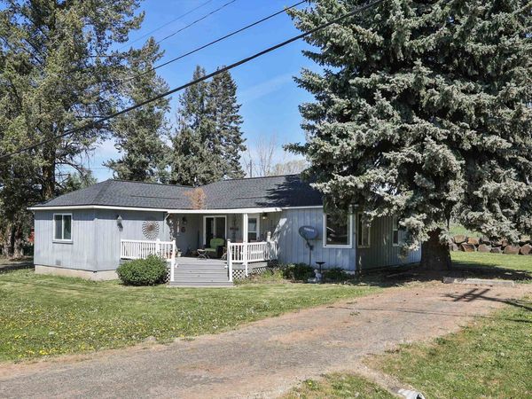 230 E 3rd St, Spangle, WA 99031