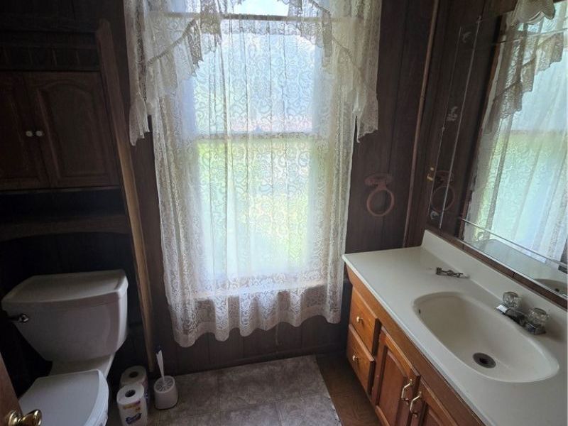 67480 Plum Street, Bridgeport, OH 43912 Photo 10