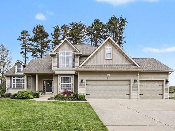 1037 Chaucer Avenue, Portage, MI 49002