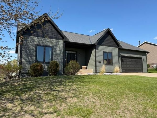 365 Trailstone Drive SW, Cokato, MN 55321