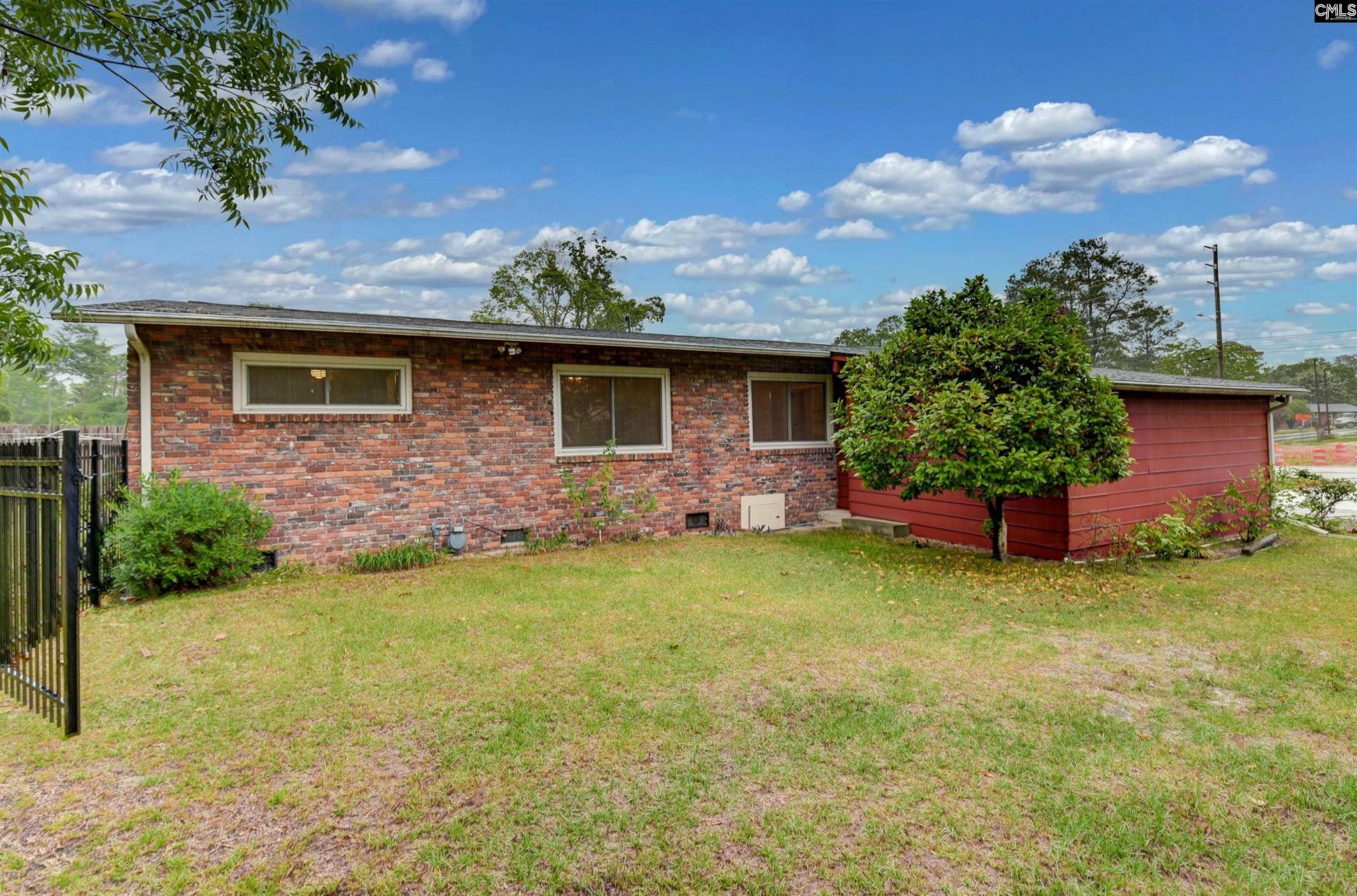2027 Leesburg Road  Photo 5