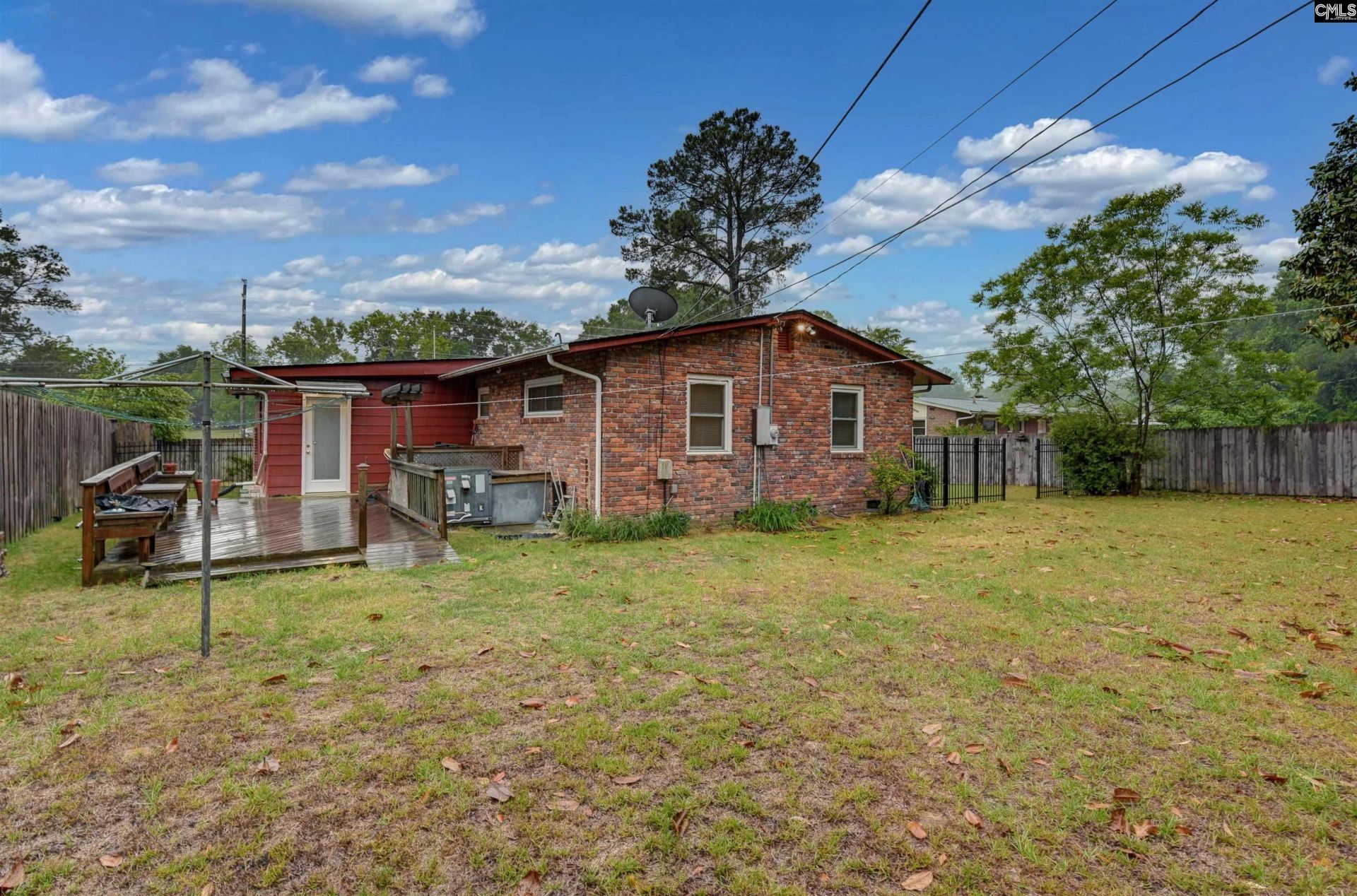 2027 Leesburg Road  Photo 7