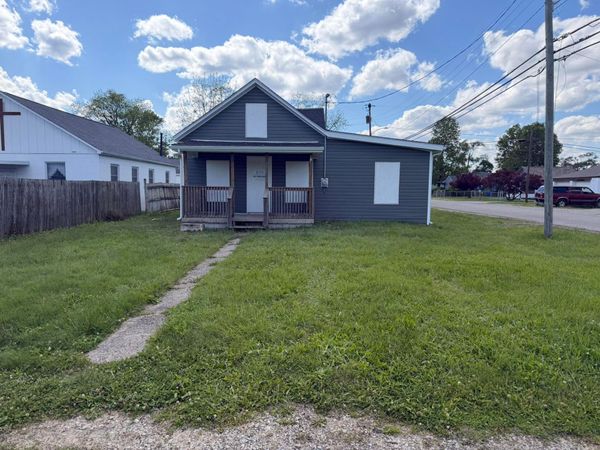851 Clarendon Avenue , Columbus, OH 43223