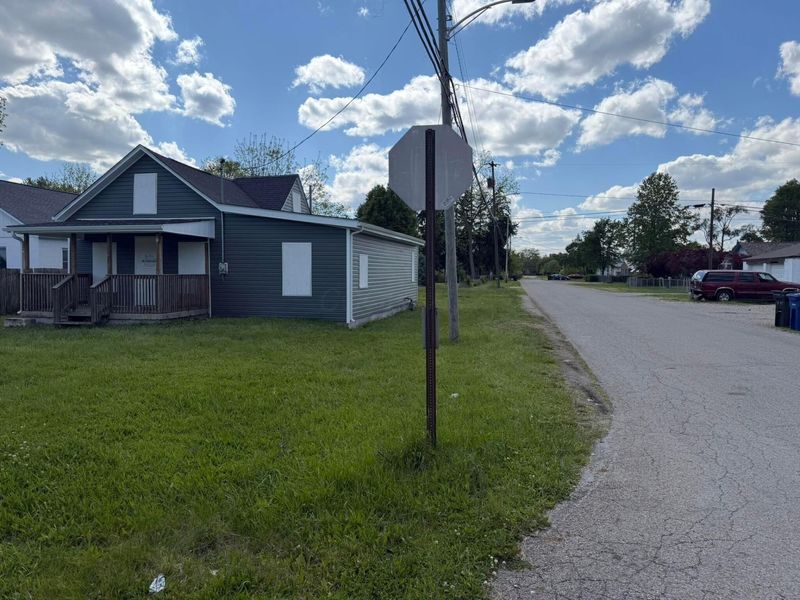 851 Clarendon Avenue , Columbus, OH 43223 Photo 2