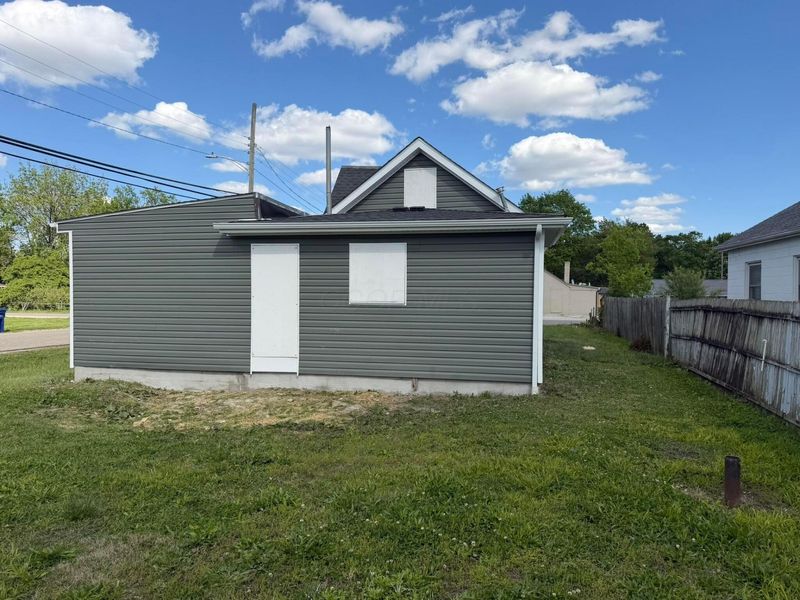 851 Clarendon Avenue , Columbus, OH 43223 Photo 6
