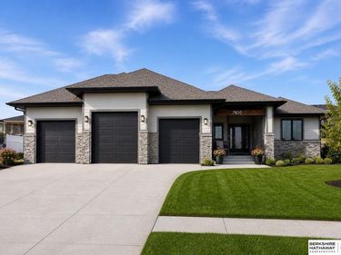 7810 N 167th Street , Bennington, NE 68007