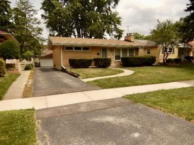 223 S Lincoln Street , Westmont, IL 60559 Main Photo