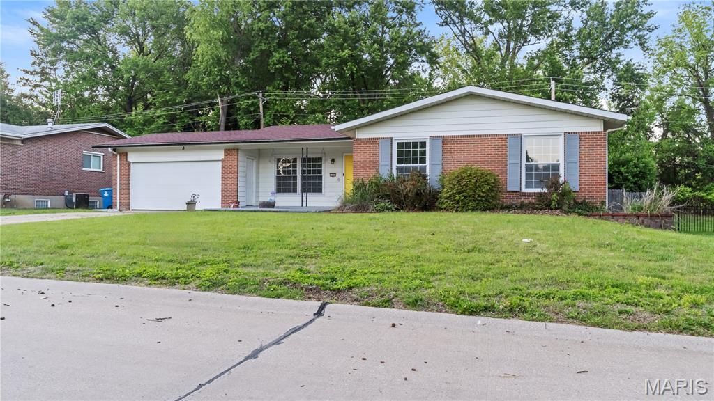 1805 Shardell Drive , Saint Louis, MO 63138 Main Photo