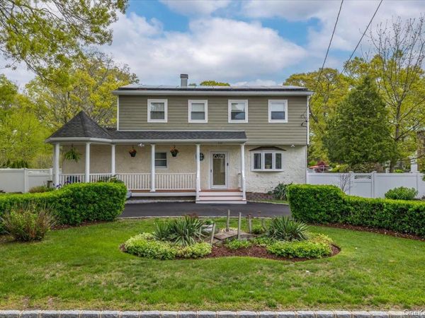 432 Puritan Drive, Shirley, NY 11967