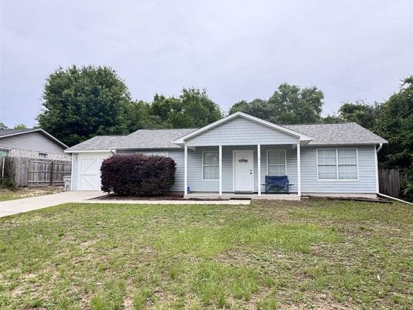 5368 Barbarosa Rd, Gulf Breeze, FL 32563