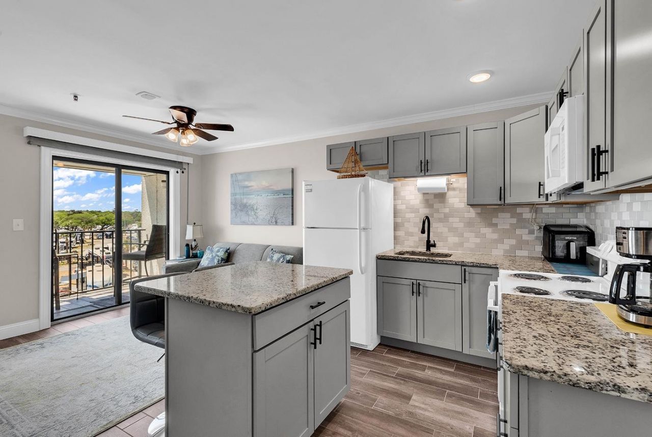5905 S Kings Hwy. Photo 11