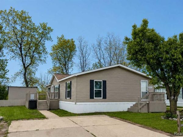 2183 Water Ridge Drive, Berlin Twp, MI 48166
