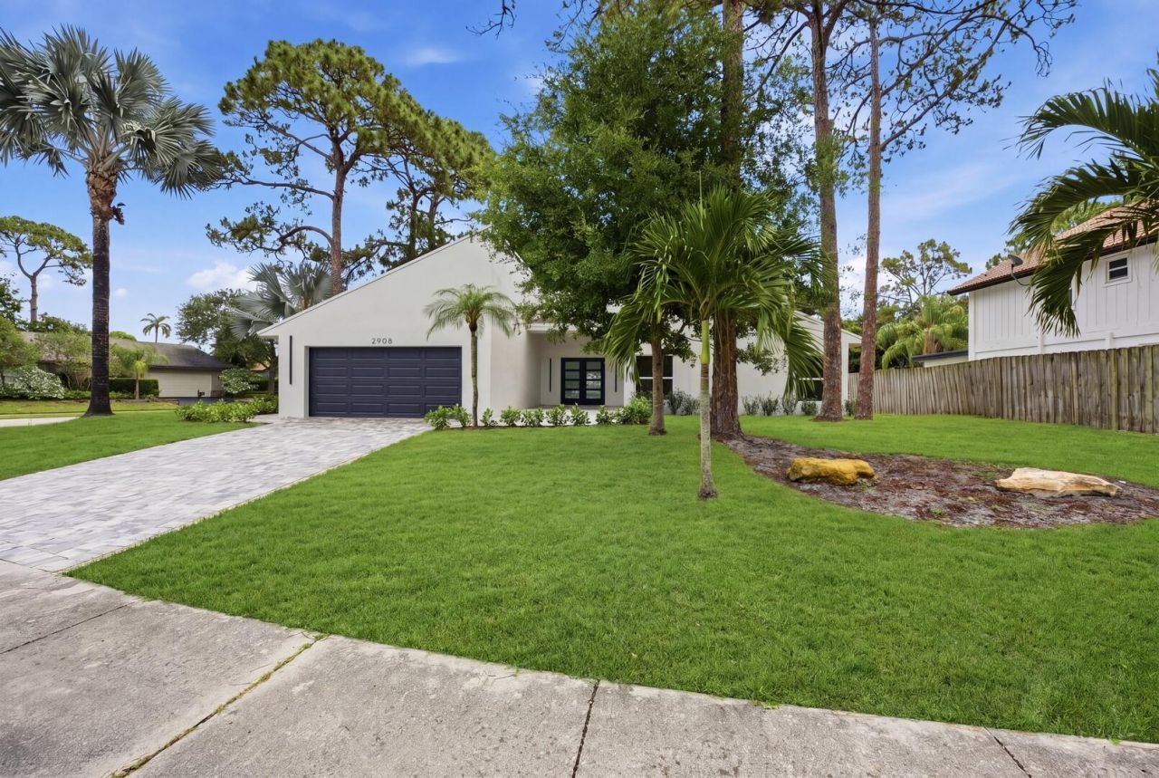 2908 NW 24th Way, Boca Raton, FL 33431 Photo