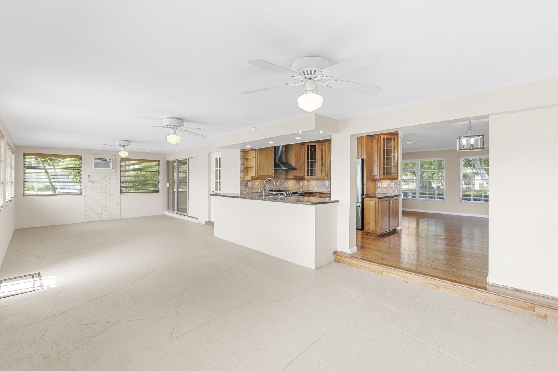 1424 SE 12th Avenue, Deerfield Beach, FL 33441 Photo