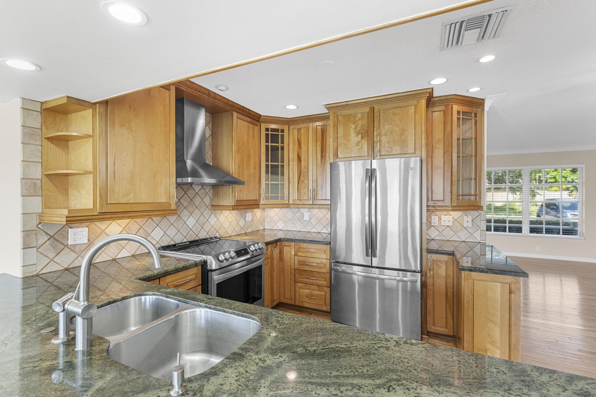 1424 SE 12th Avenue, Deerfield Beach, FL 33441 Photo