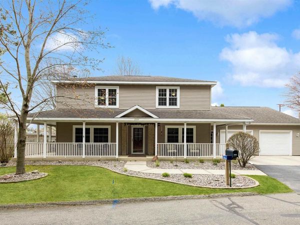 2591 REDPATH DRIVE, Marinette, WI 54143
