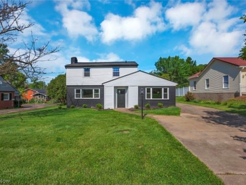 1425 Marion Avenue, Zanesville, OH 43701 Photo 1