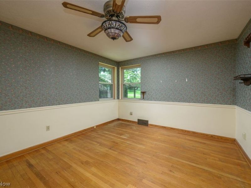 905 Pineview Avenue SE, North Canton, OH 44720 Photo 18