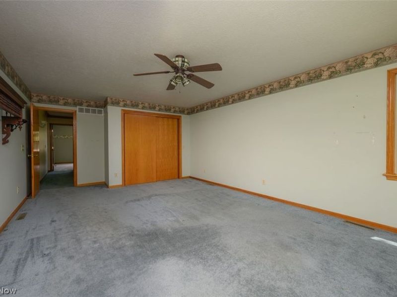 905 Pineview Avenue SE, North Canton, OH 44720 Photo 21