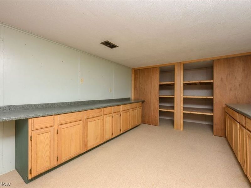 905 Pineview Avenue SE, North Canton, OH 44720 Photo 25
