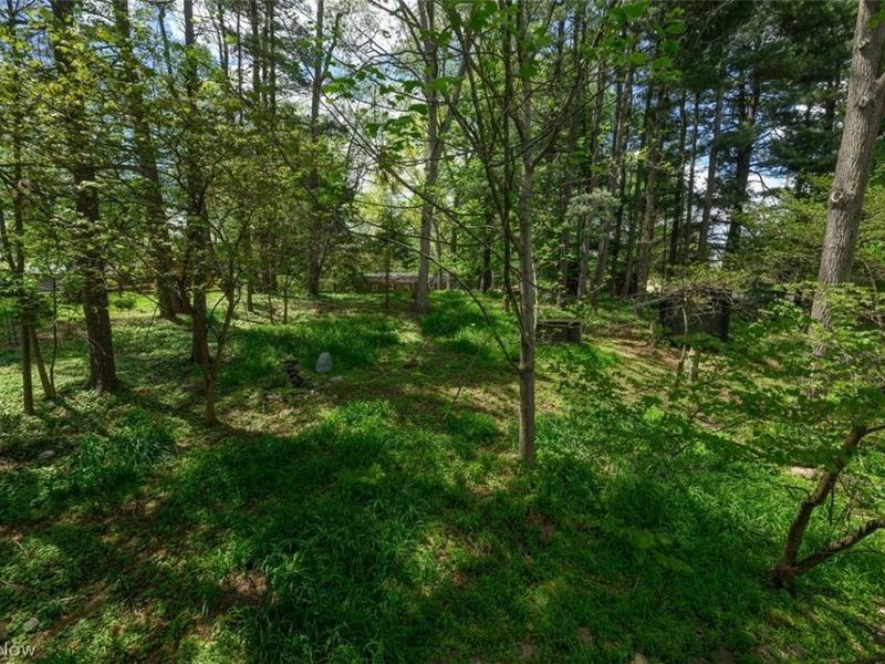 905 Pineview Avenue SE, North Canton, OH 44720 Photo 32
