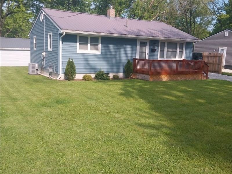 3009 Willowrow Avenue NE, Canton, OH 44705 Photo 1