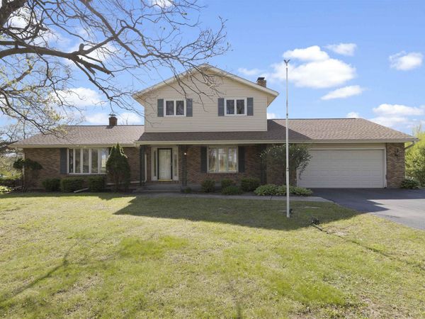 8642 SUMMERSET Drive, BELVIDERE, IL 61008